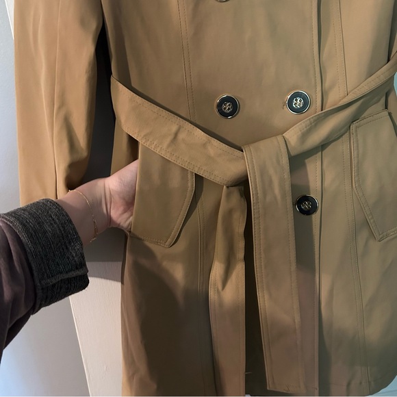 New York & Company camel tan trench coat - Picture 2 of 11